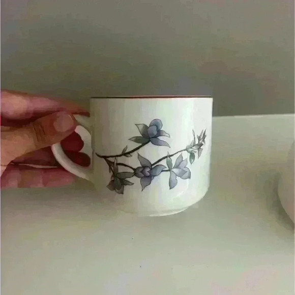 Beautiful vintage wood hill reversible mugs - Picture 2 of 4